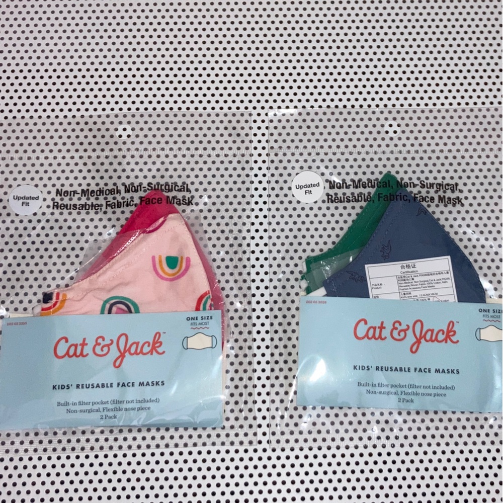 #196. 🆕 NWT - Cat & Jack Kids' Reusable Face Masks - Dinosaur/ Pink & Rainbow